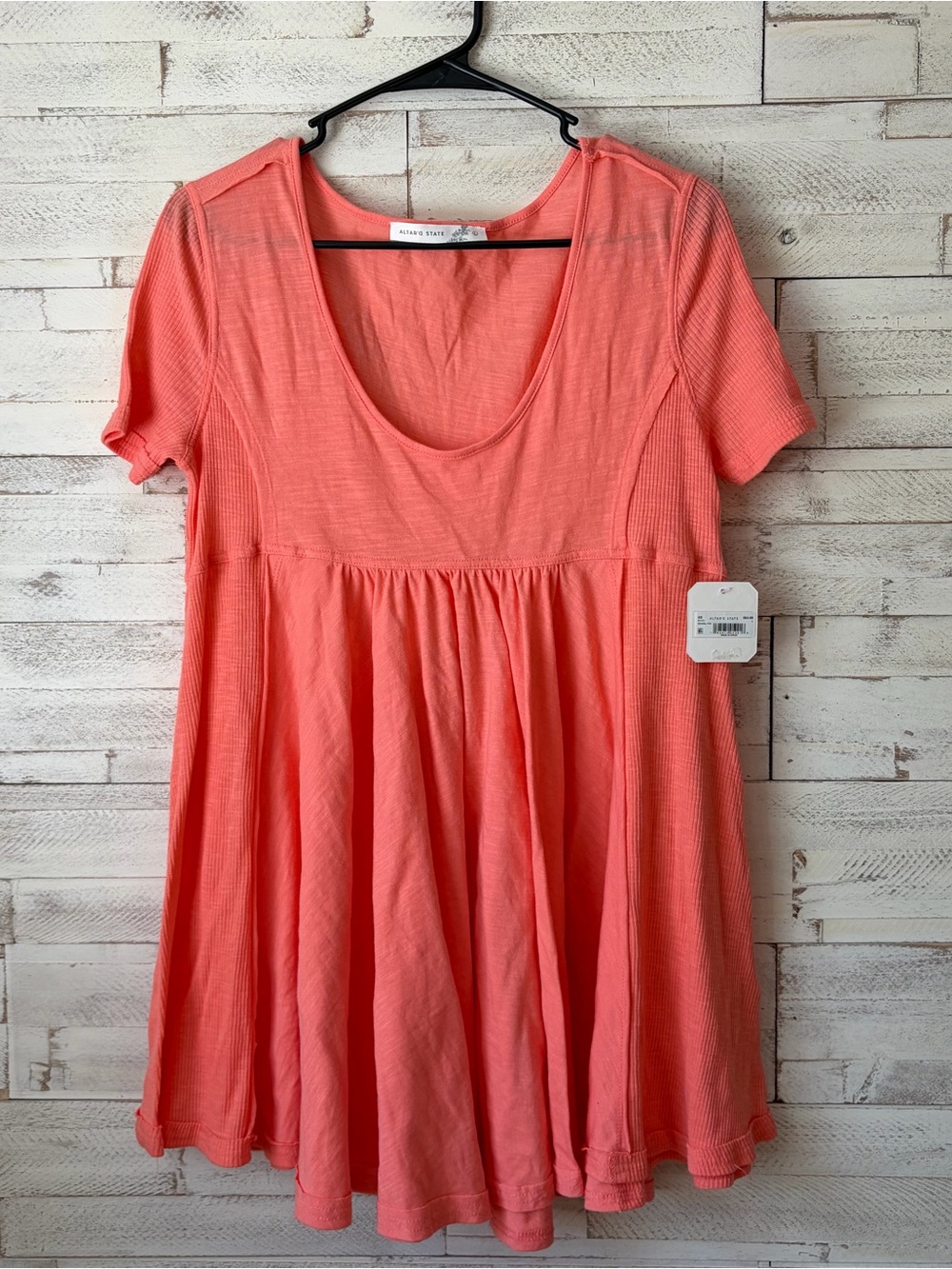 Coral Short Sleeve Babydoll Tunic dress large Altar’d State NEW seashell